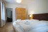 Ferienwohnung in Zell am See - Lake view suites Villa Julia - Garden Suite
