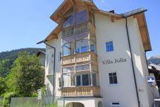 Ferienwohnung in Zell am See - Lake view suites Villa Julia -...